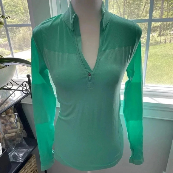 Nwot Forever21 Green Pullover Top - Picture 1 of 5